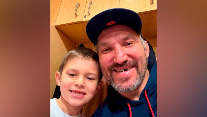 Сергей и Александр Овечкины. Обложка Instagram (соцсеть запрещена в РФ; принадлежит корпорации Meta, которая признана в РФ экстремистской) / nastyashubskaya