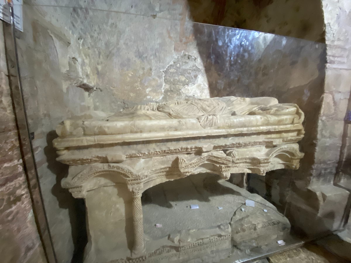 Саркофаг Св. Николая