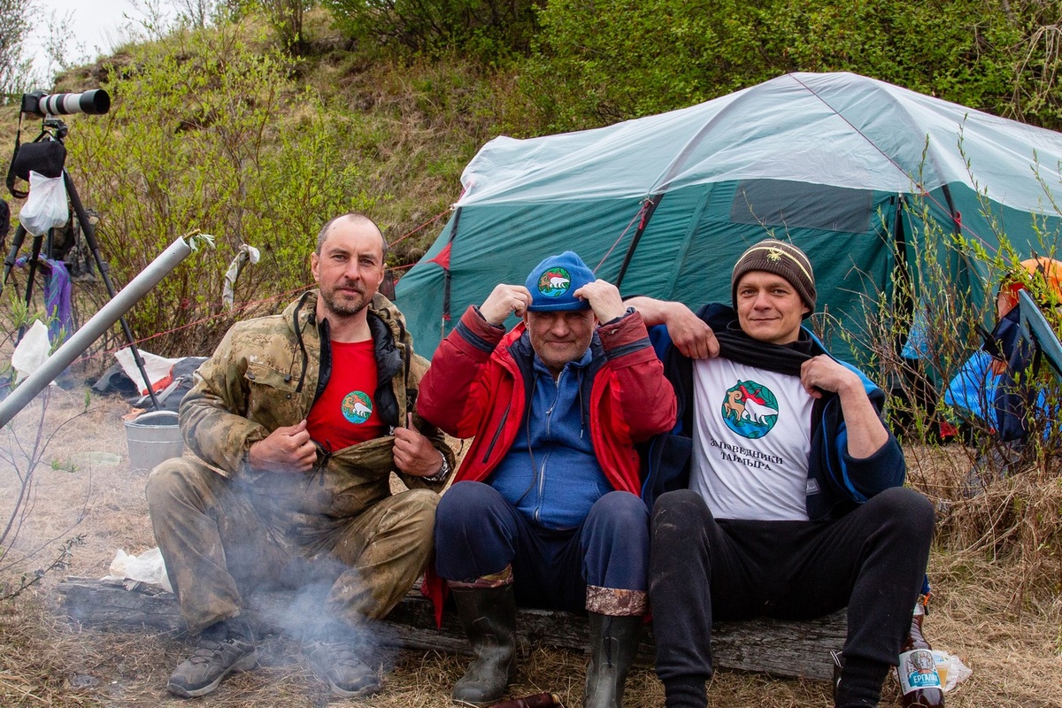 Группа сотрудников заповедников Таймыра в экспедиции