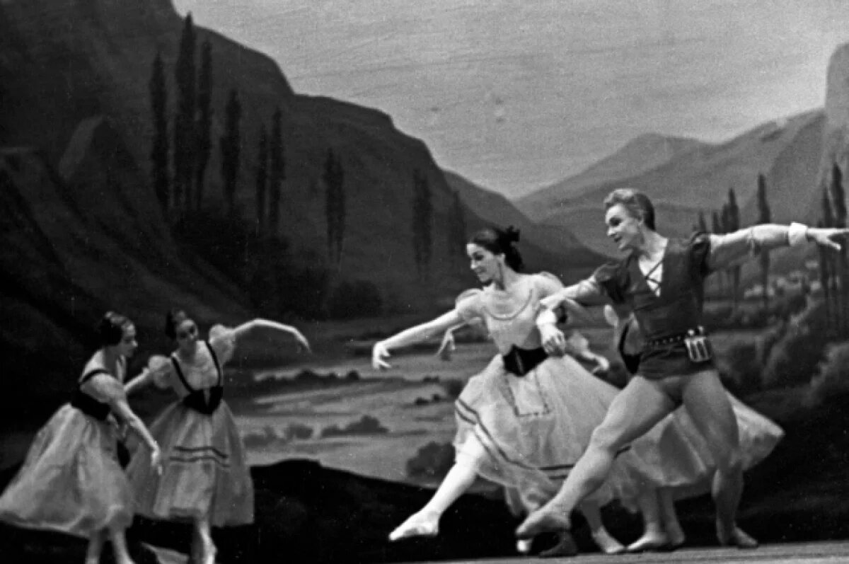    Легендарная балерина Эмма Минчёнок умерла на 94-м году жизни