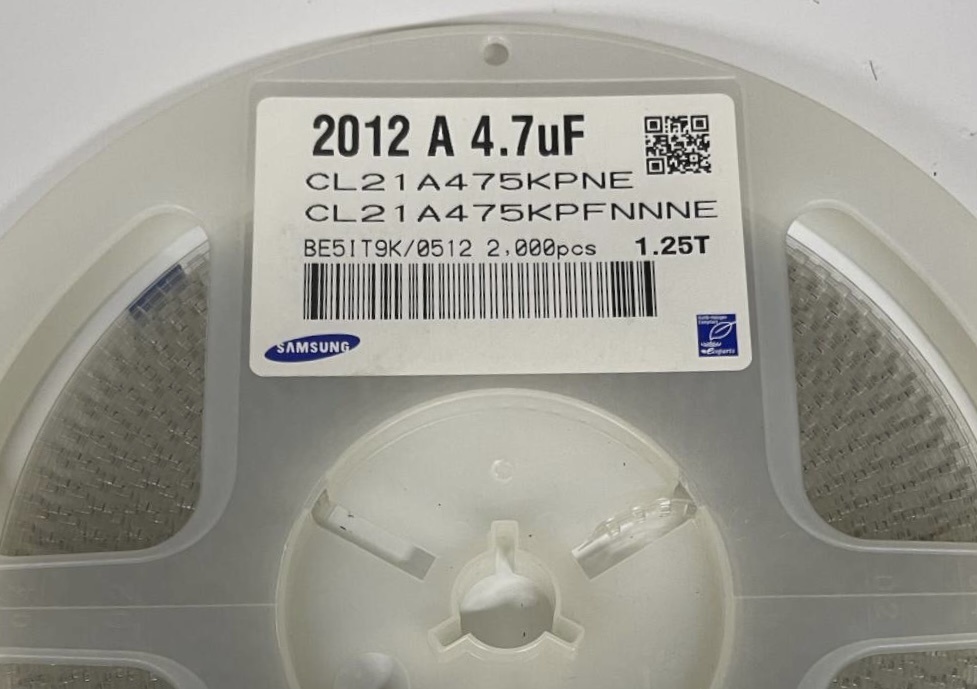 Samsung Series CL21A475KPFNNNE.