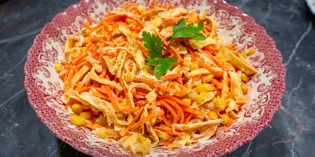 Простой и оригинальный салат из 3-х ингредиентов. Понравится всем!