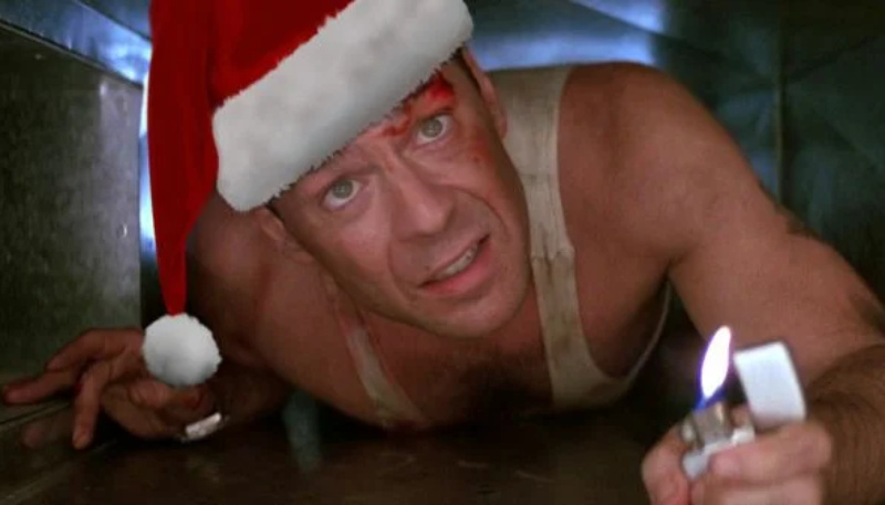    Почти оригинальный кадр из "Крепкого орешка" / kinopoisk.ru