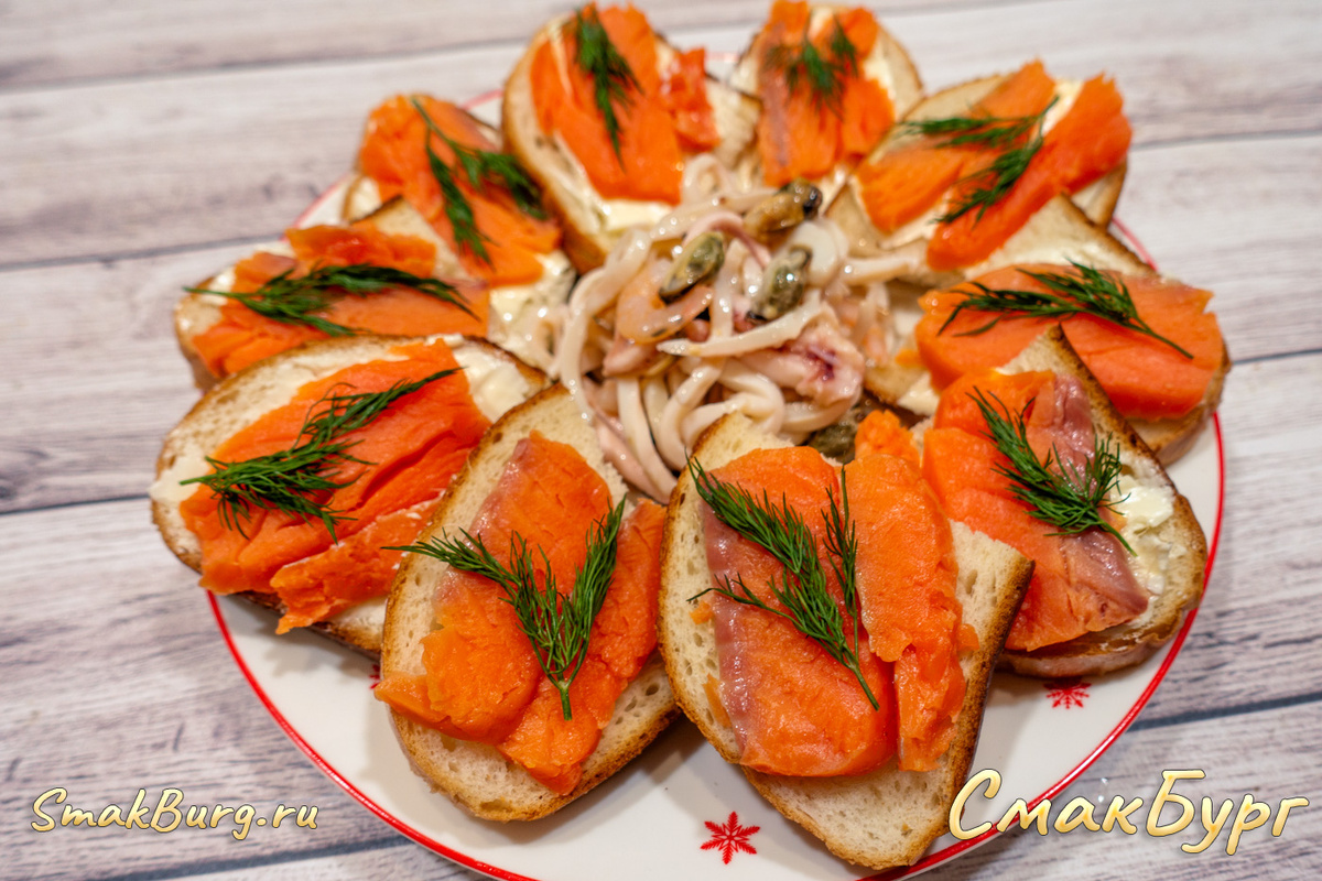 Праздничная закуска из морепродуктов за 5 минут. Гости непременно оценят вашу скорость и креативность!