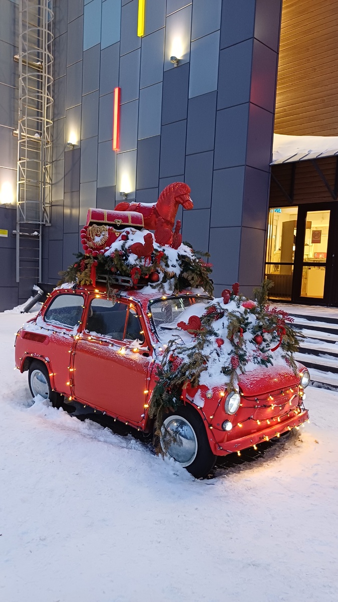 Традиционная машинка уже без никого. Хоть сама вставай.