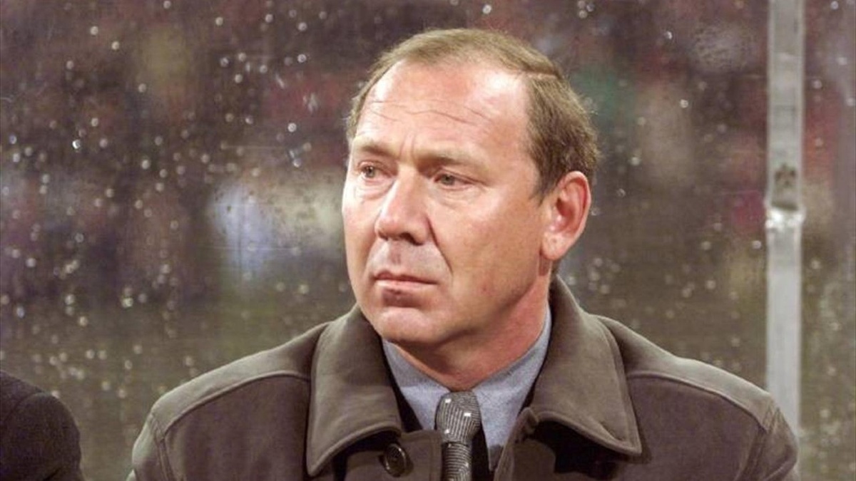 Олег Романцев Главный Тренер Спартака. Возглавлял Спартак с 1989 по 1995 годы и с 1997 по 2002 годы. Президент Спартака с 1993 по 2002 годы