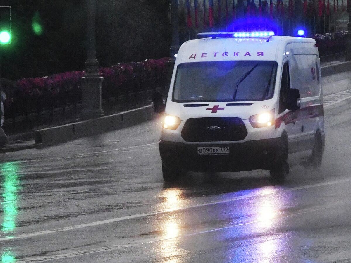    Автомобиль детской скорой помощи | © РИА Новости / Наталья Селиверстова