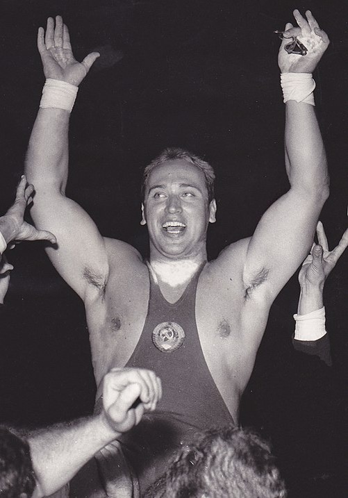 Юрий Петрович Власов (5 декабря 1935, Макеевка — 13 февраля 2021, Москва) — советский тяжелоатлет, русский писатель, российский политический деятель