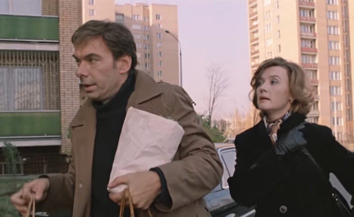 Алексей Баталов и Вера Алентова. Кадр из к/ф «Москва слезам не верит» (1979)