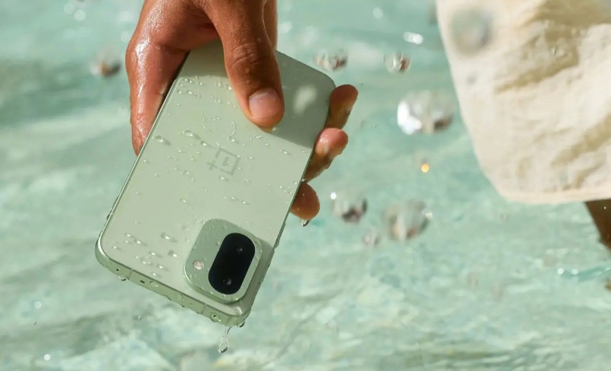    OnePlus 15R уже дороже прошлогодней модели на старте.