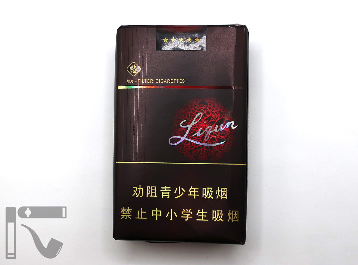 Сигареты Liqun Sunshine Soft Pack. Фото: © канал "Уголок Курильщика"