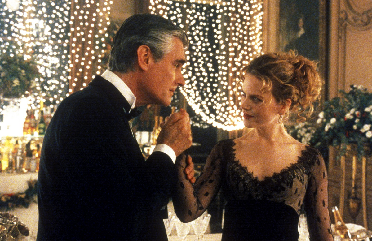 Кадр из фильма "С широко закрытыми глазами"