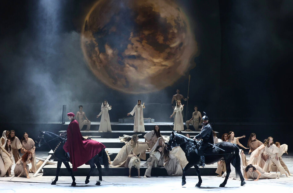 Постановка Александра Лазарева по роману Булгакова "Мастер и Маргарита"