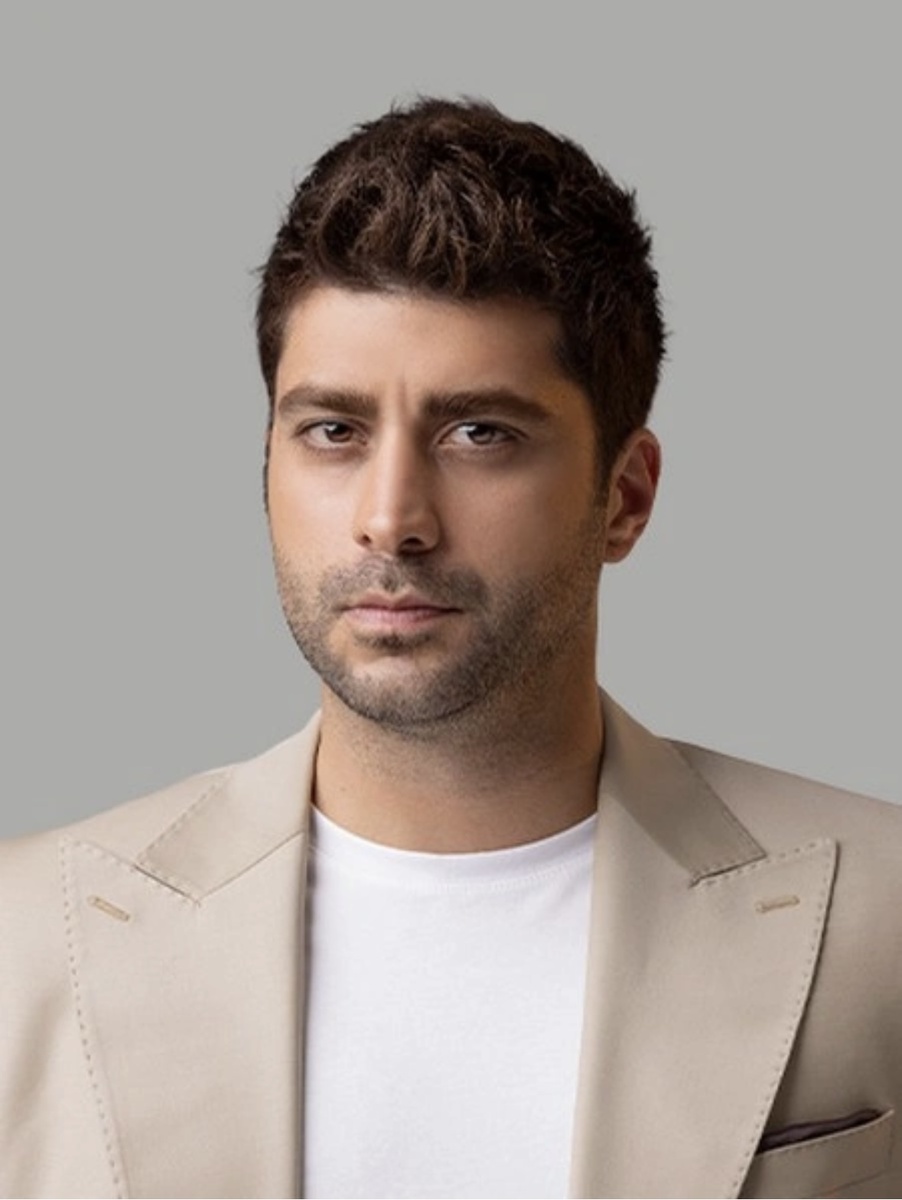 Догукан Гюнгёр