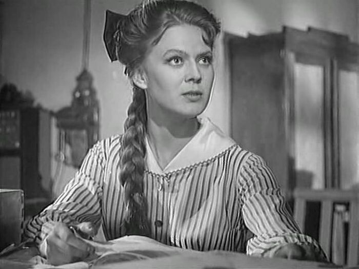 Светлана Данильченко в фильме «Сотрудник ЧК».