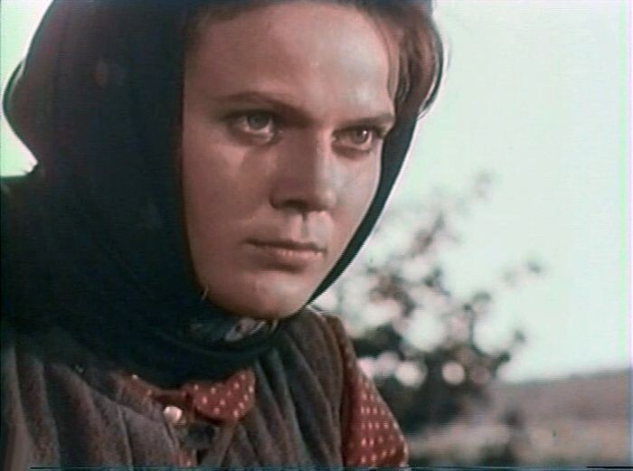 Светлана Данильченко в фильме «Люди не всё знают».