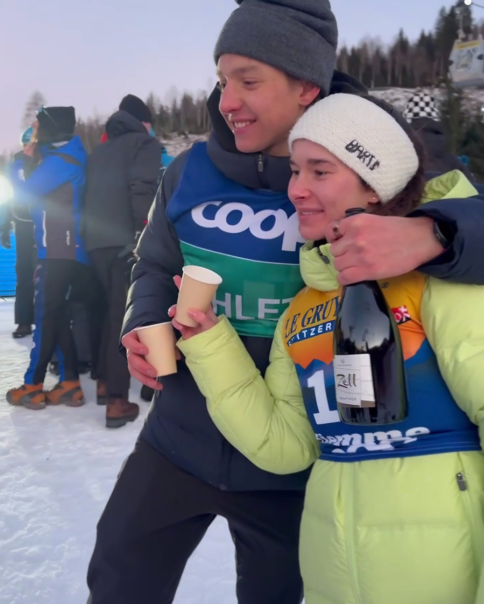 Шампанское для наших ребят 🍾