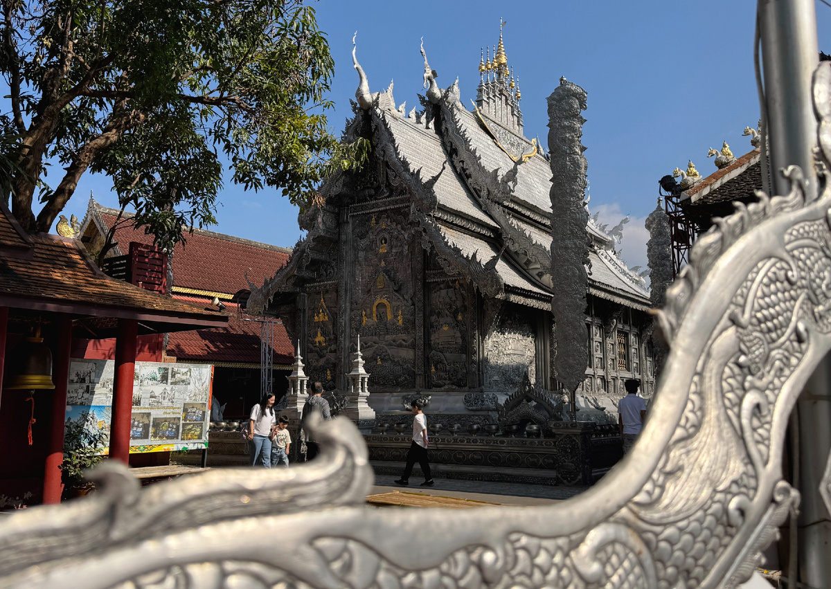 Серебряный храм в Чиангмае Таиланд