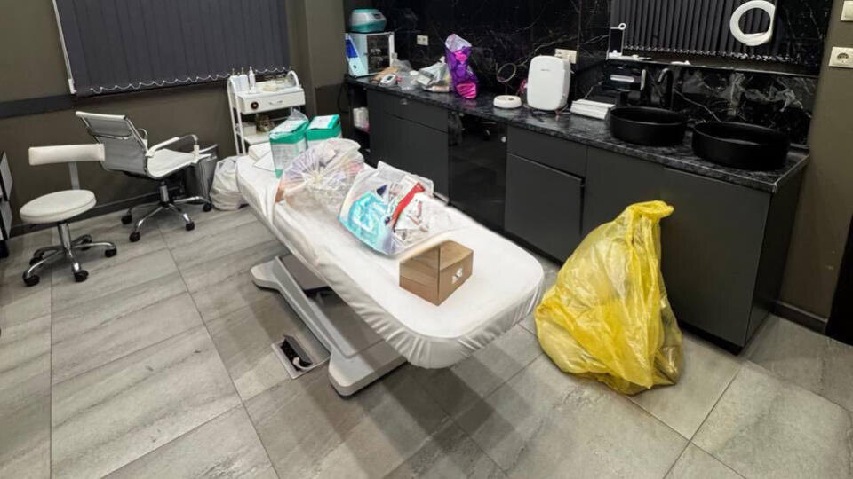     После смерти пациентки в косметологической клинике в Москве прошли обыски t.me/Столичный СК