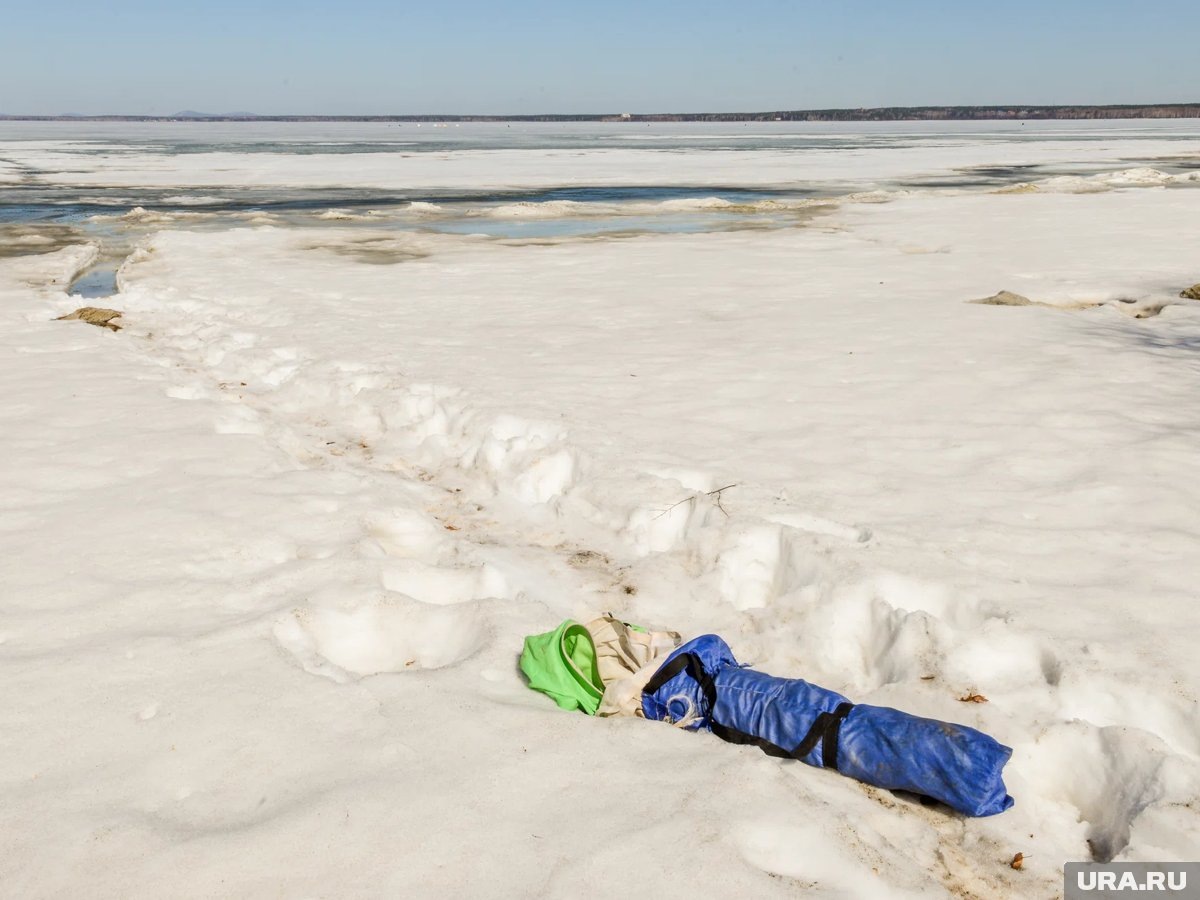     Мужчины собирались на рыбалку