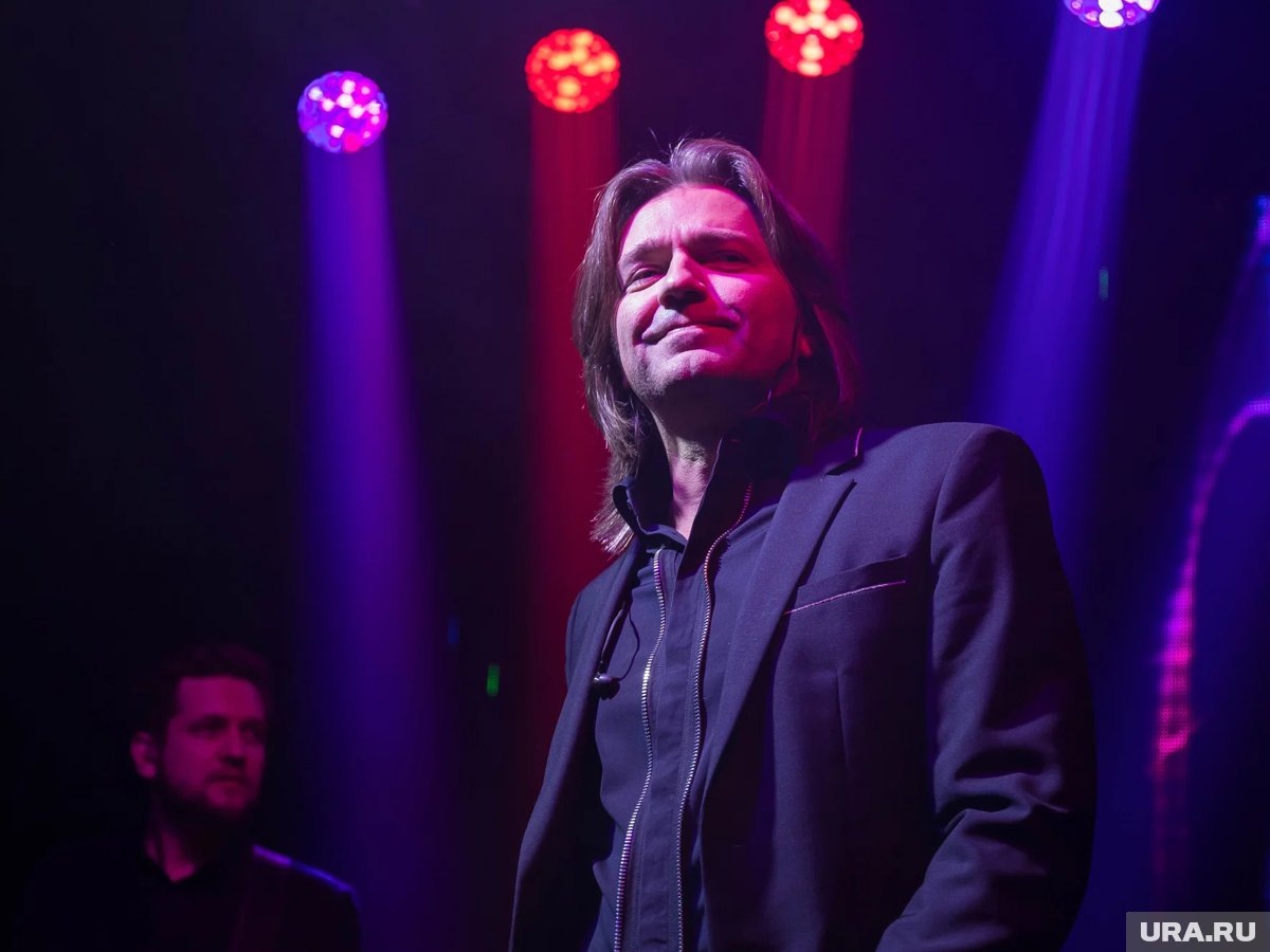     С легкой руки певца стазу три россиянина разбогатели