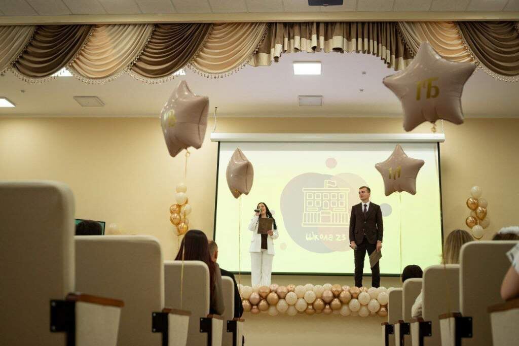    Фото администрации Курска