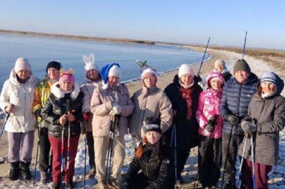    Участники марафона показали, что начинать новый год с движения - это весело и полезно. Фото: ТГ/Ширшов