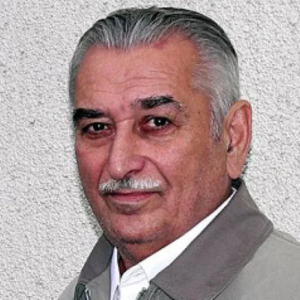 Евгений Яковлевич Джугашвили сын Якова от гражданского брака с Ольгой Голышевой. Родился в 1936 году, стл военным историком, участвовал в документальных фильмах о Сталине, был активным сторонником сталинистских взглядов. Умер в 2016 году. 