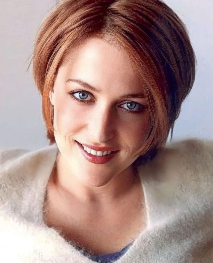 Джиллиан Андерсон: знаменитая американкая актриса. Фото из Яндекс картинки