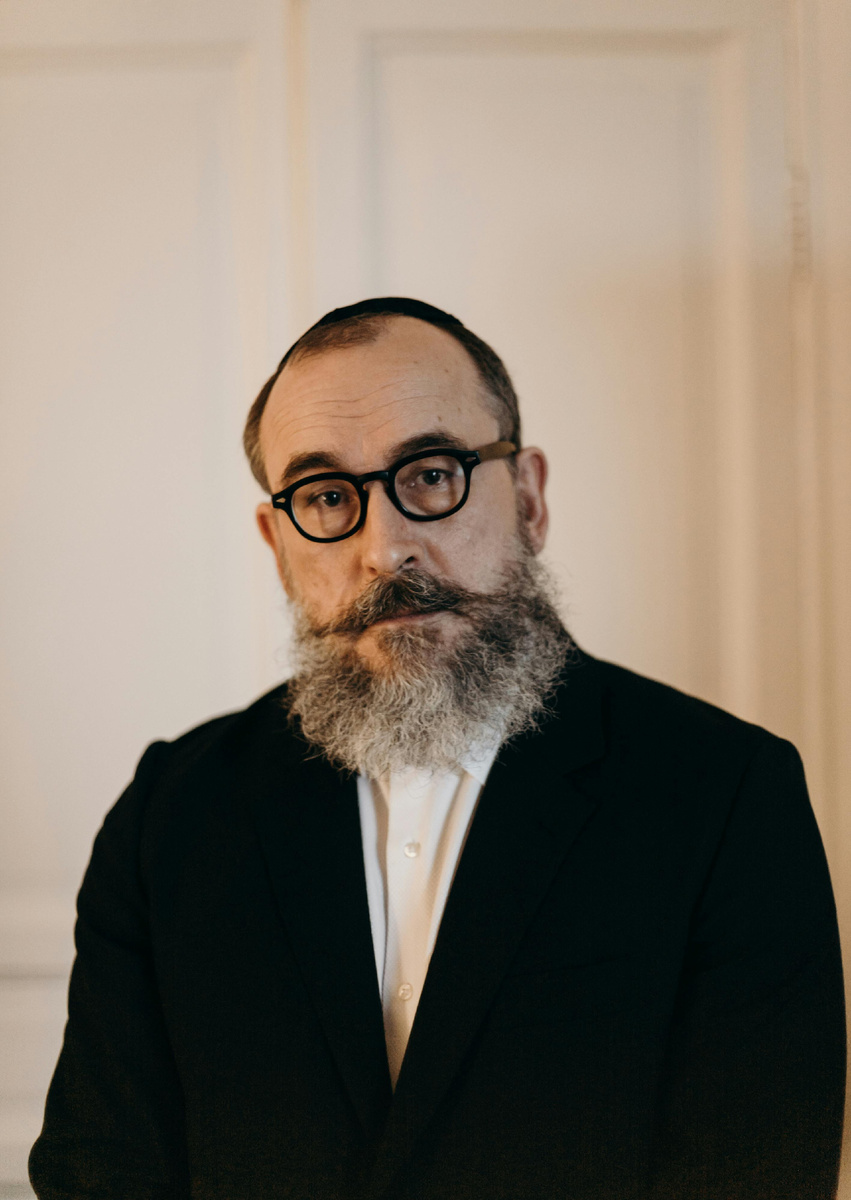 Фотограф: cottonbro studio: https://www.pexels.com/ru-ru/photo/4033963/