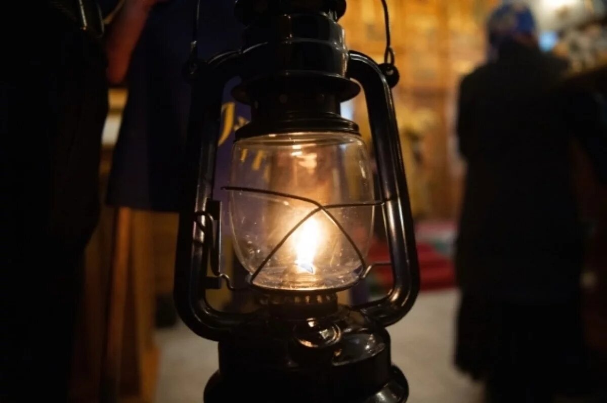    Вифлеемский огонь доставят во все храмы ЛНР