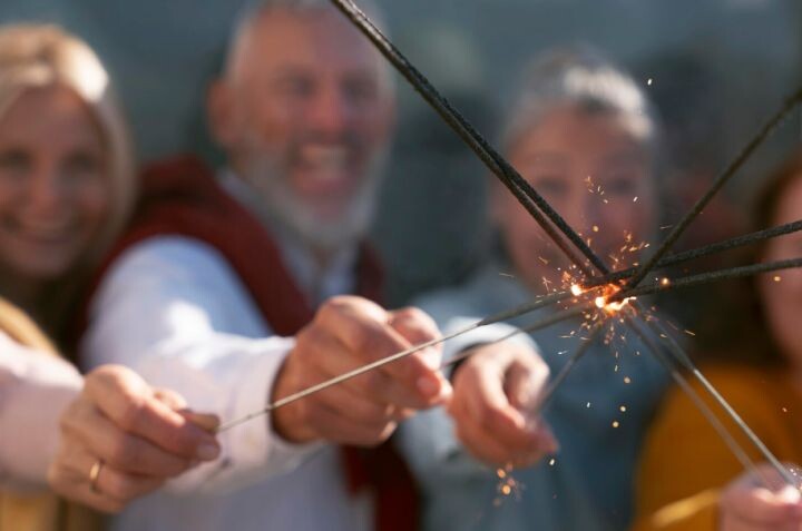 Астраханцам объяснили как утилизировать пиротехнические изделия