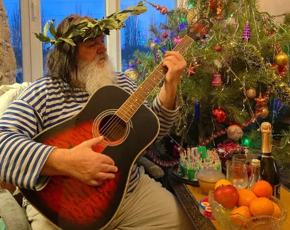 фото автора: с лавровым венком