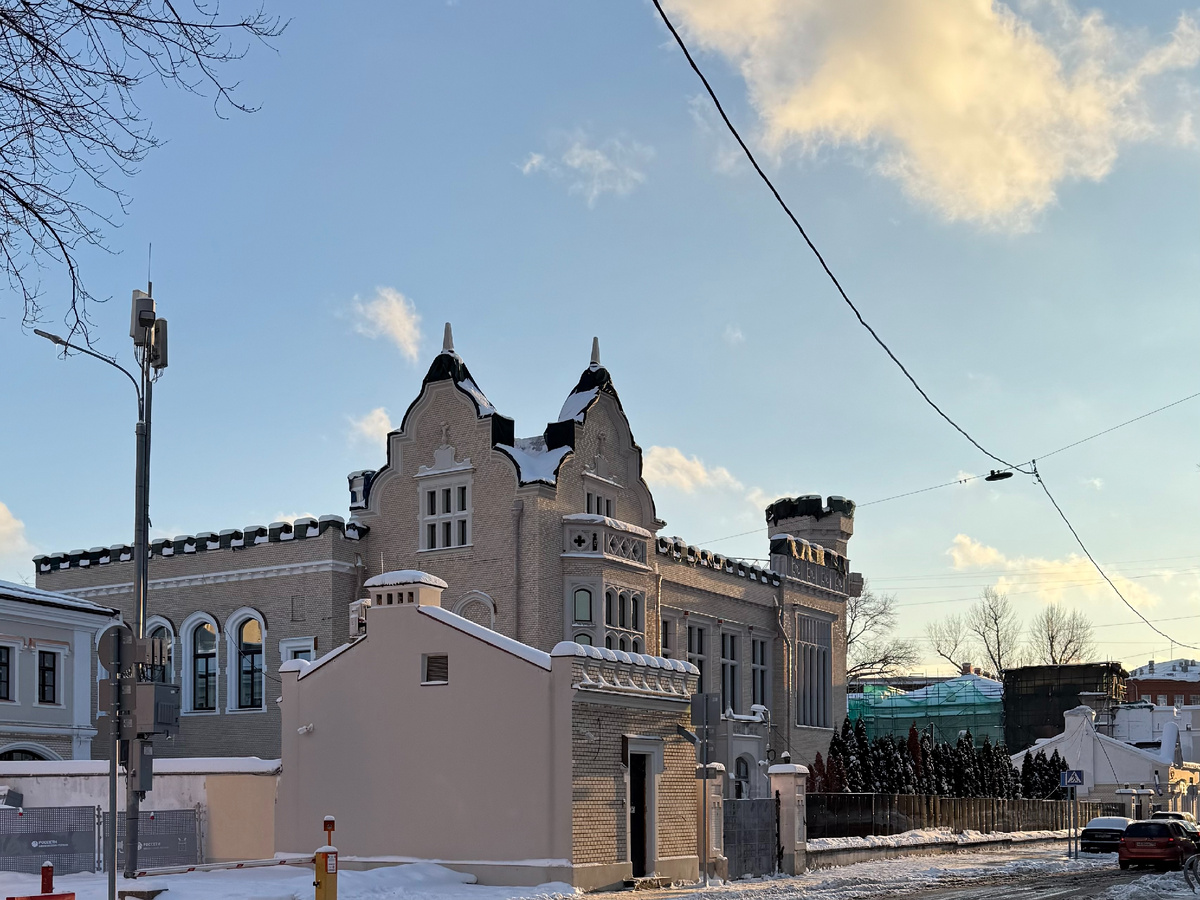 Фото автора канала. Особняк барона А. Л. Кнопа.