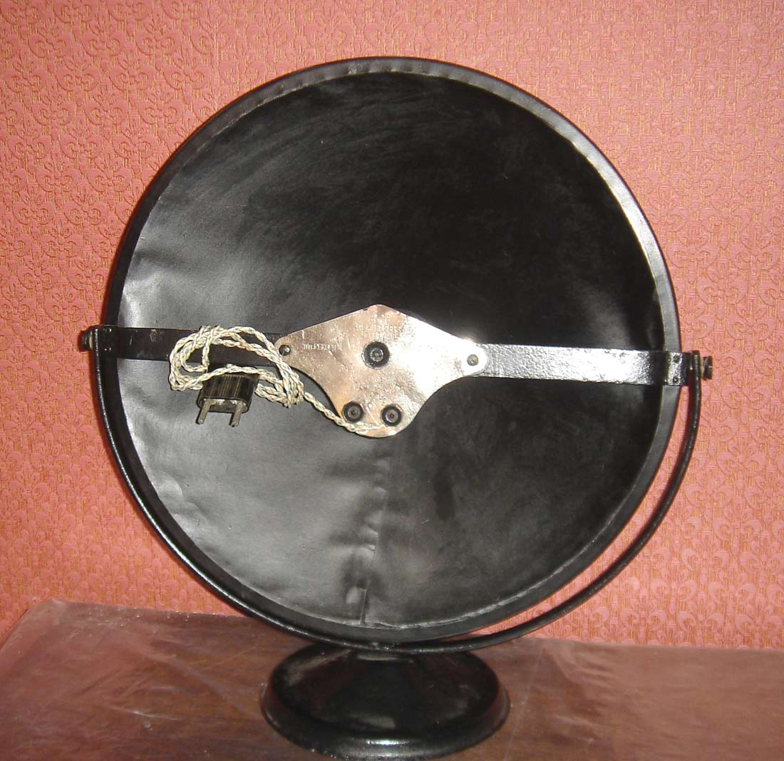 Рекорд. Производился с  1925 по 1952 год  Фото: rw6ase.narod.ru