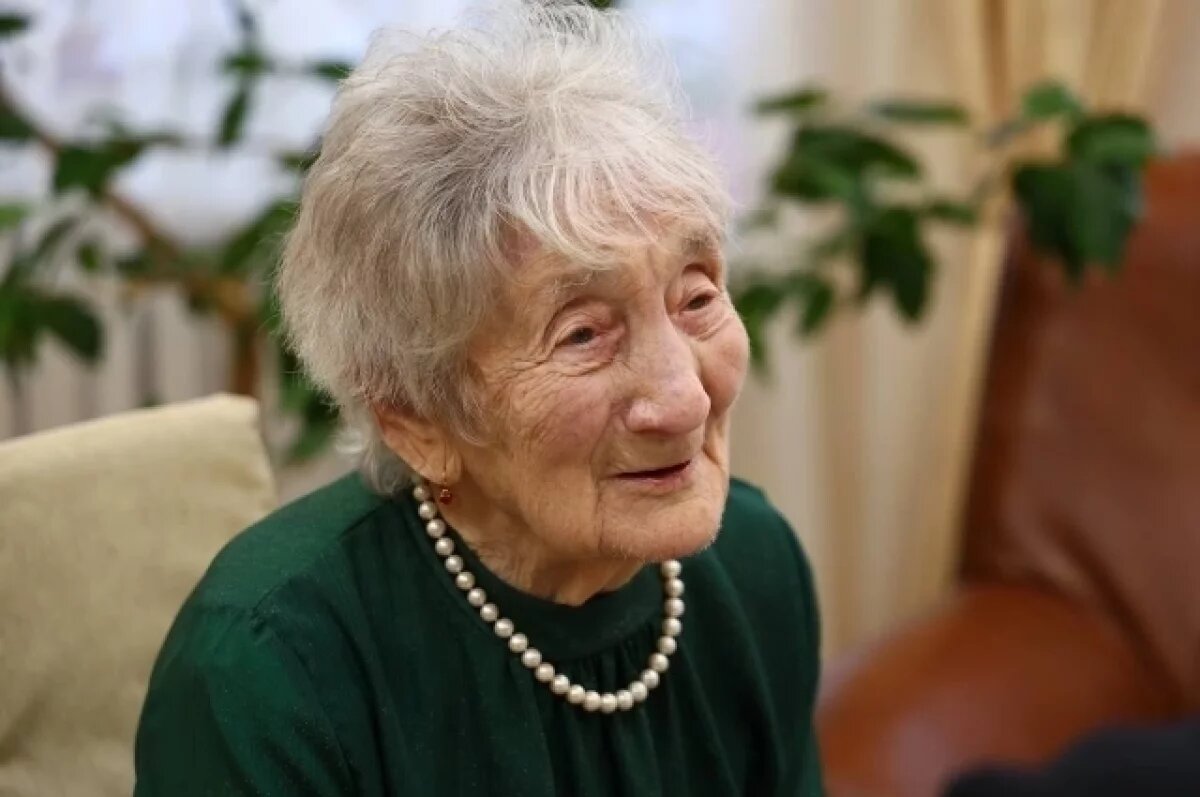    В Медвежьегорске поздравили со столетием ветерана Великой Отечественной