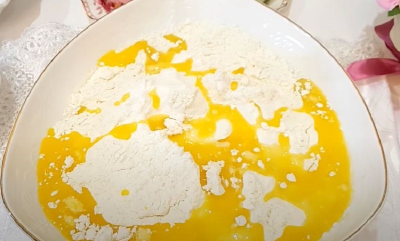 Воздушные пирожки на кипятке: секрет нежного теста, покоривший домашние кухни