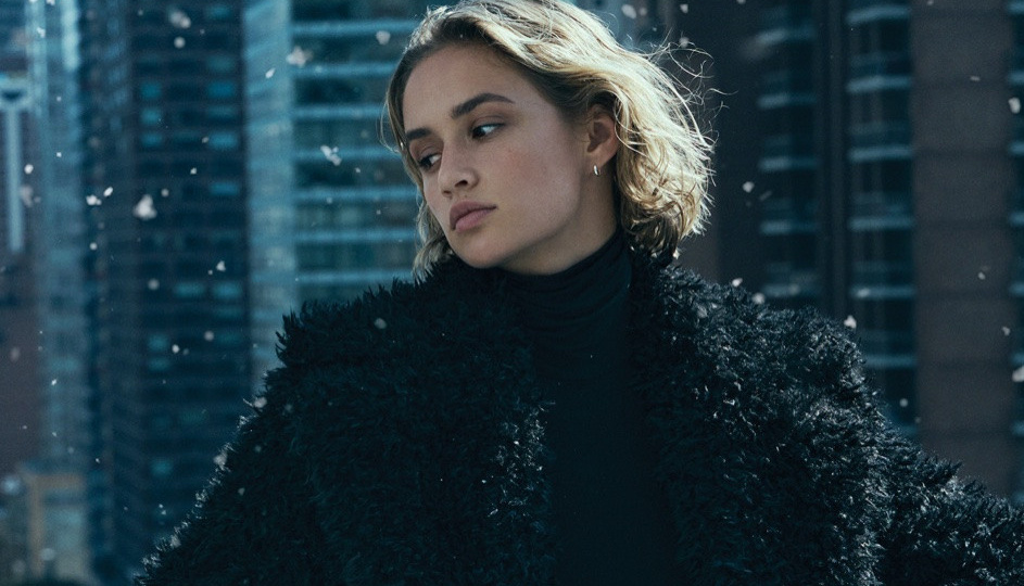 DKNY показал новую зимнюю кампанию