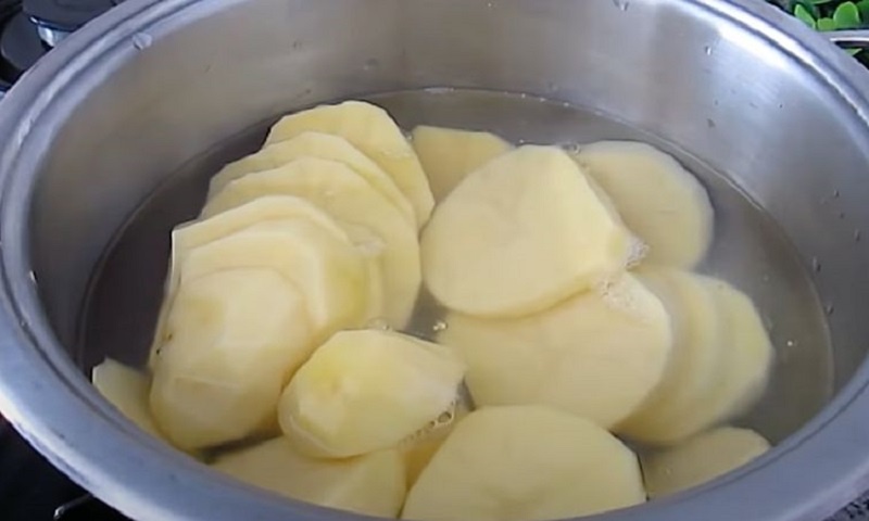 Готовим особые турецкие картофельные котлеты: их захочется повторять снова и снова