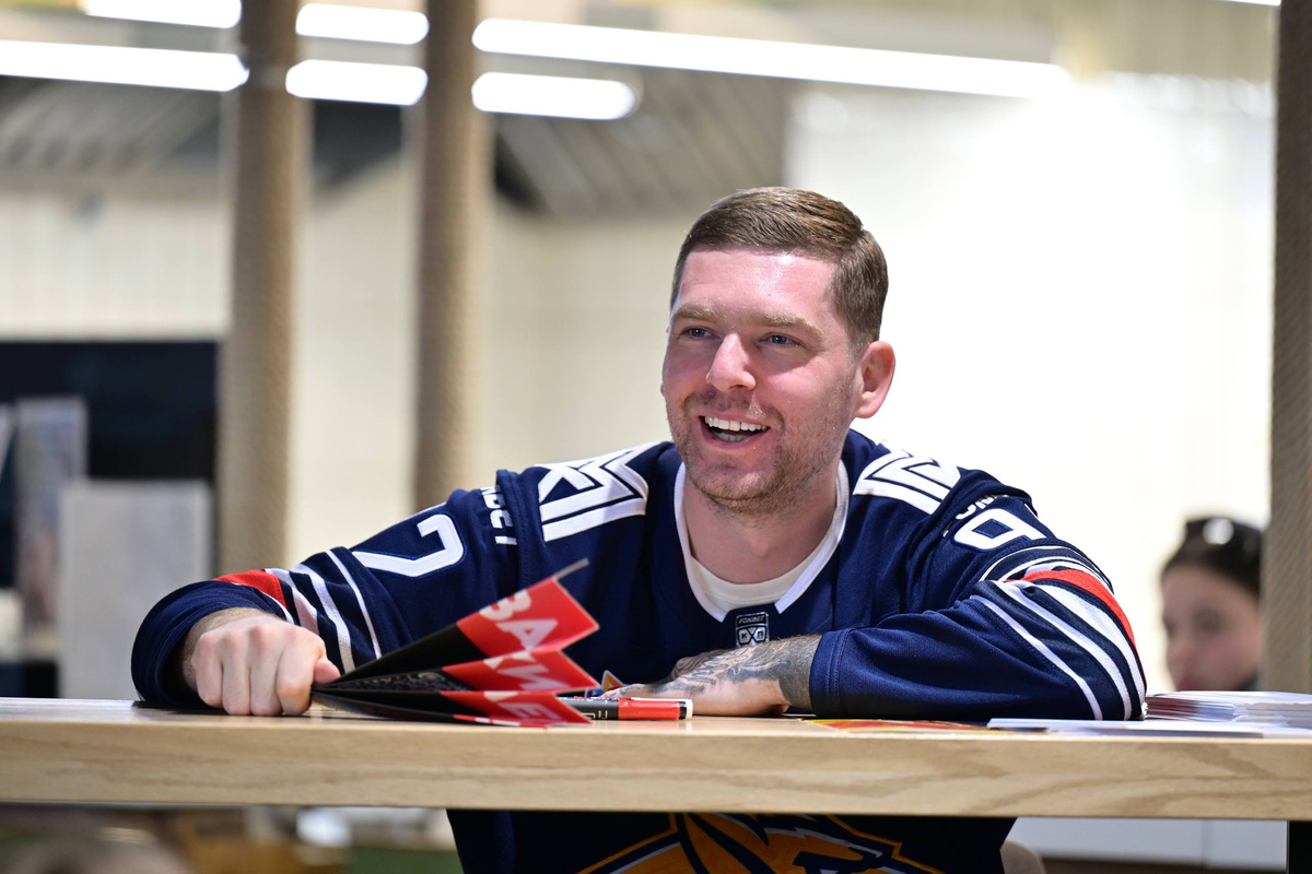 Евгений Кузнецов продержался в «Металлурге» три месяца. Фото - ХК «Металлург»