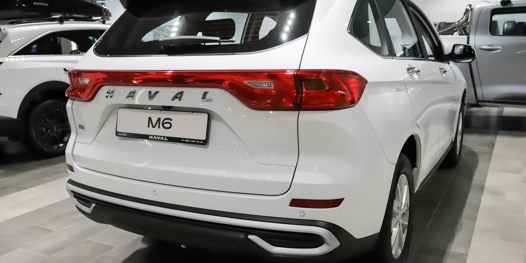 «Он не стоит даже этих денег»: честные отзывы владельцев о Haval M6