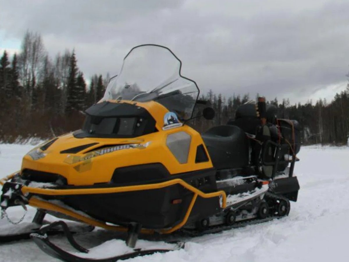     Труп вывезли на снегоходе (архивное фото)