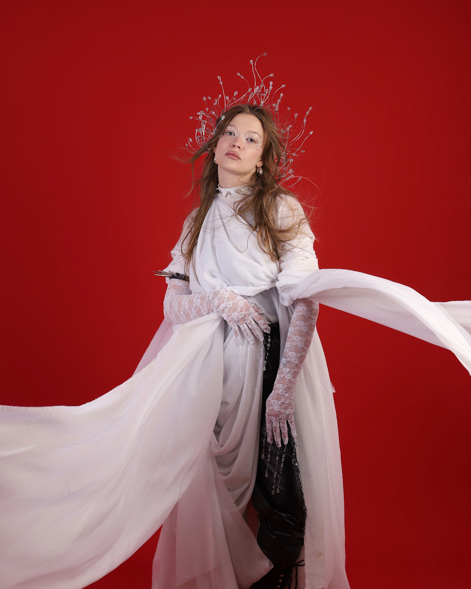 Фото сделано в «Сам снимай» в зале В полный рост, классический свет