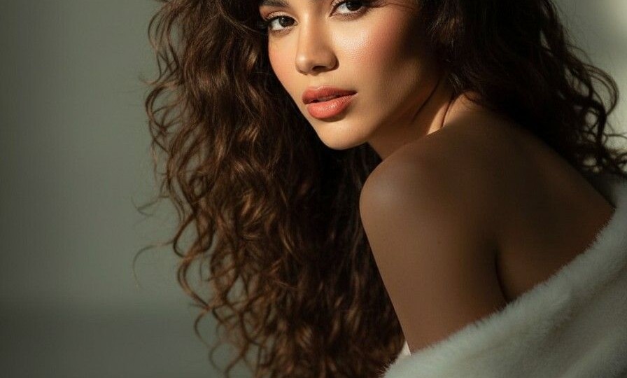 Волосы оживают😍 Топовая процедура при сухости кудрей: после окрашивания и завивки или от природы