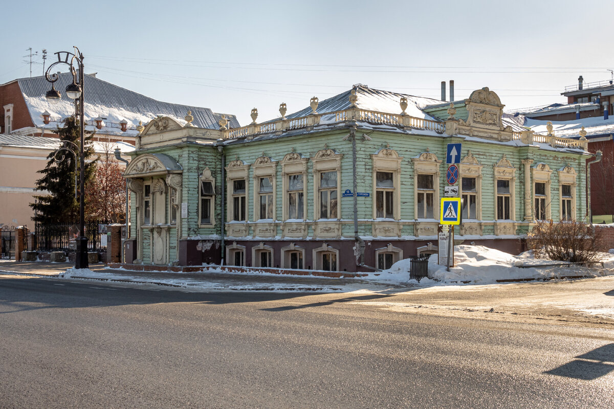 Фото из открытых источников.Улица Республики. 