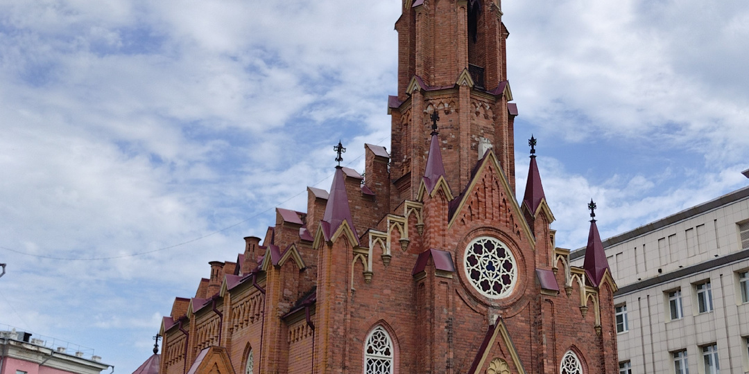 Последний день в Иркутске. Спасская церковь, костел.