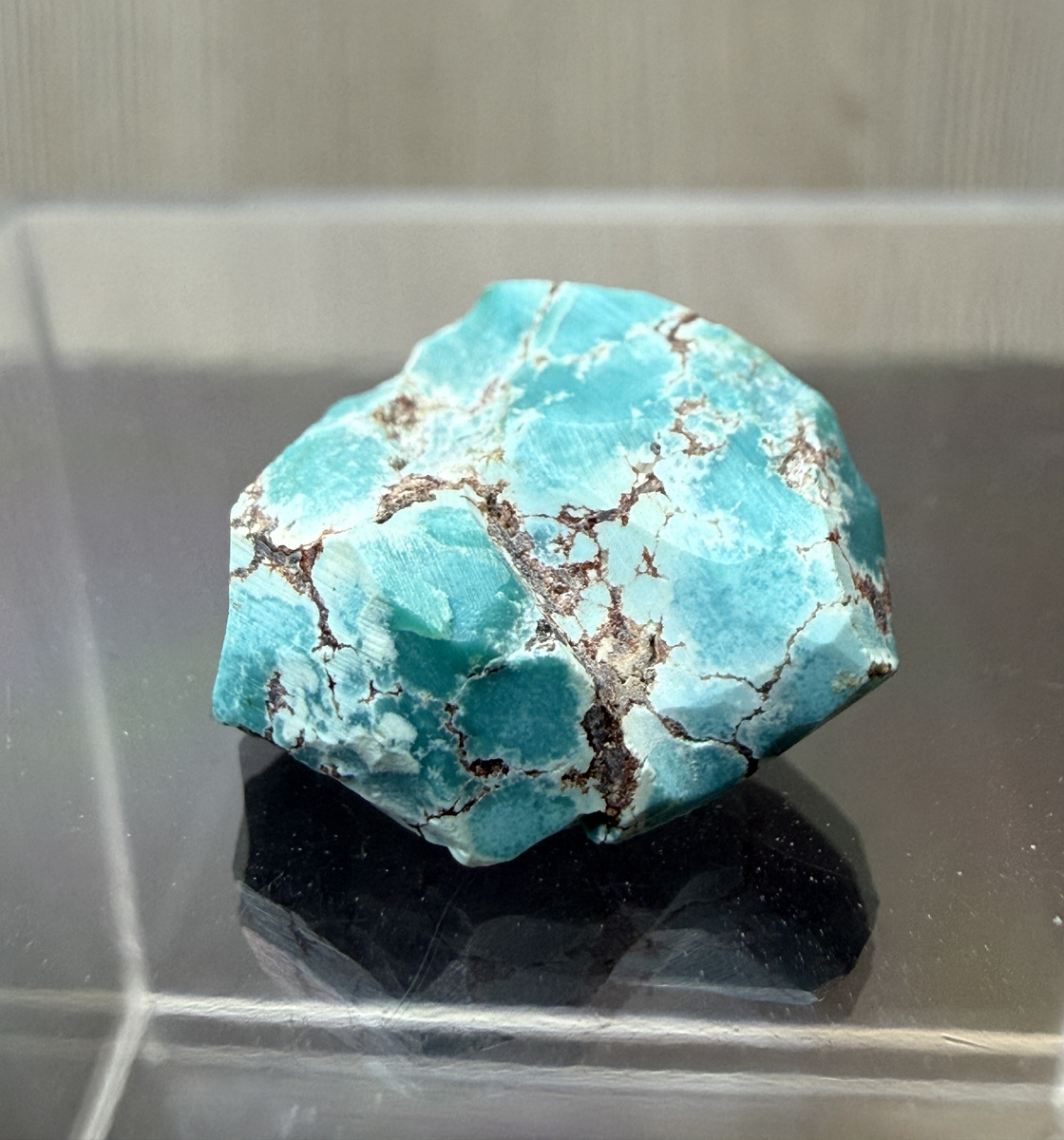 Образец бирюзы из моей коллекции. Месторождение Бирюзакан, Таджикистан