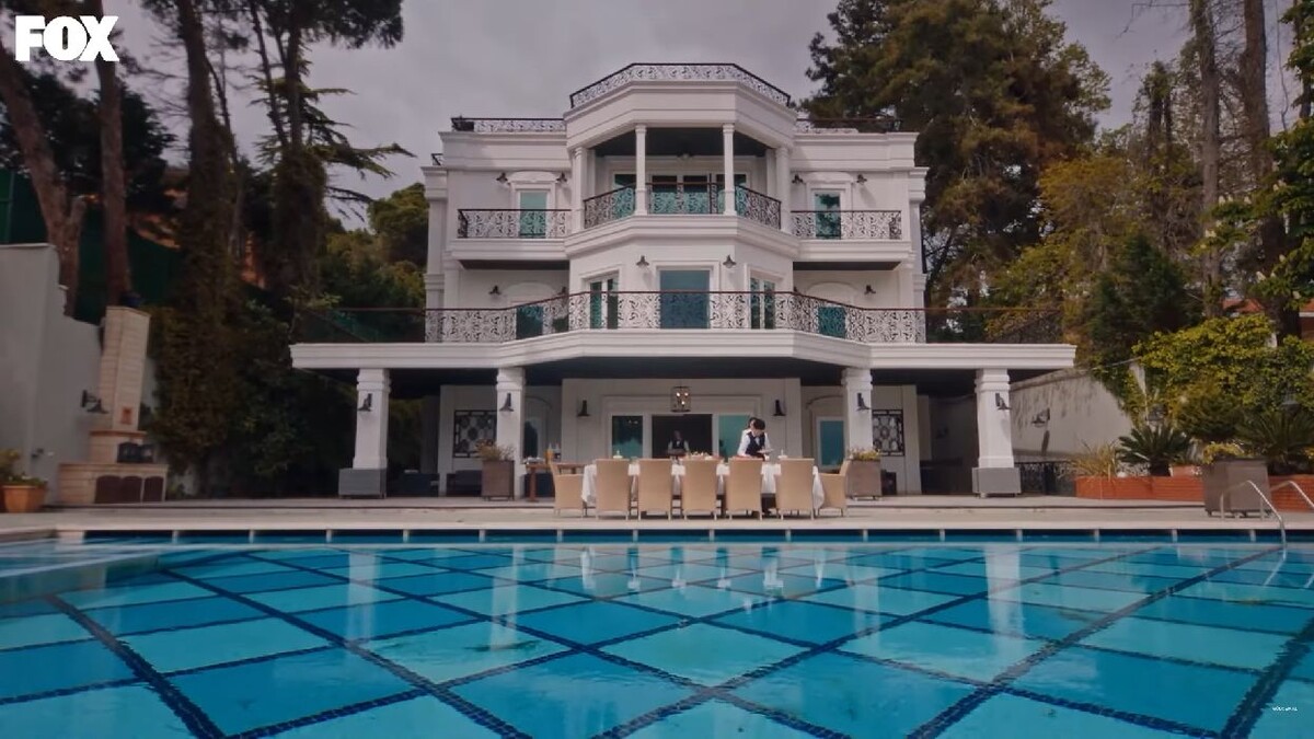 Кадр из сериала «Гюльджемаль», Турция, 2023 год