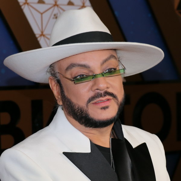     Капуста вместо чёрной икры: Филипп Киркоров показал рацион на гастролях