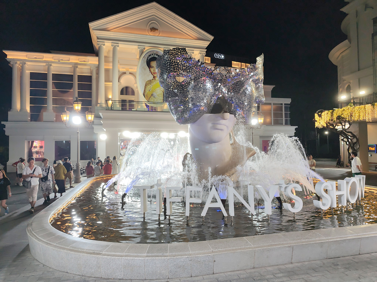 Где проходит шоу "Тиффани" в Паттайе